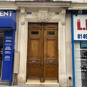 Logement Cosy Et Moderne Proche De Toute Commodité , Parigi Francia